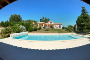 Magnifique maison standing avec piscine chauffée